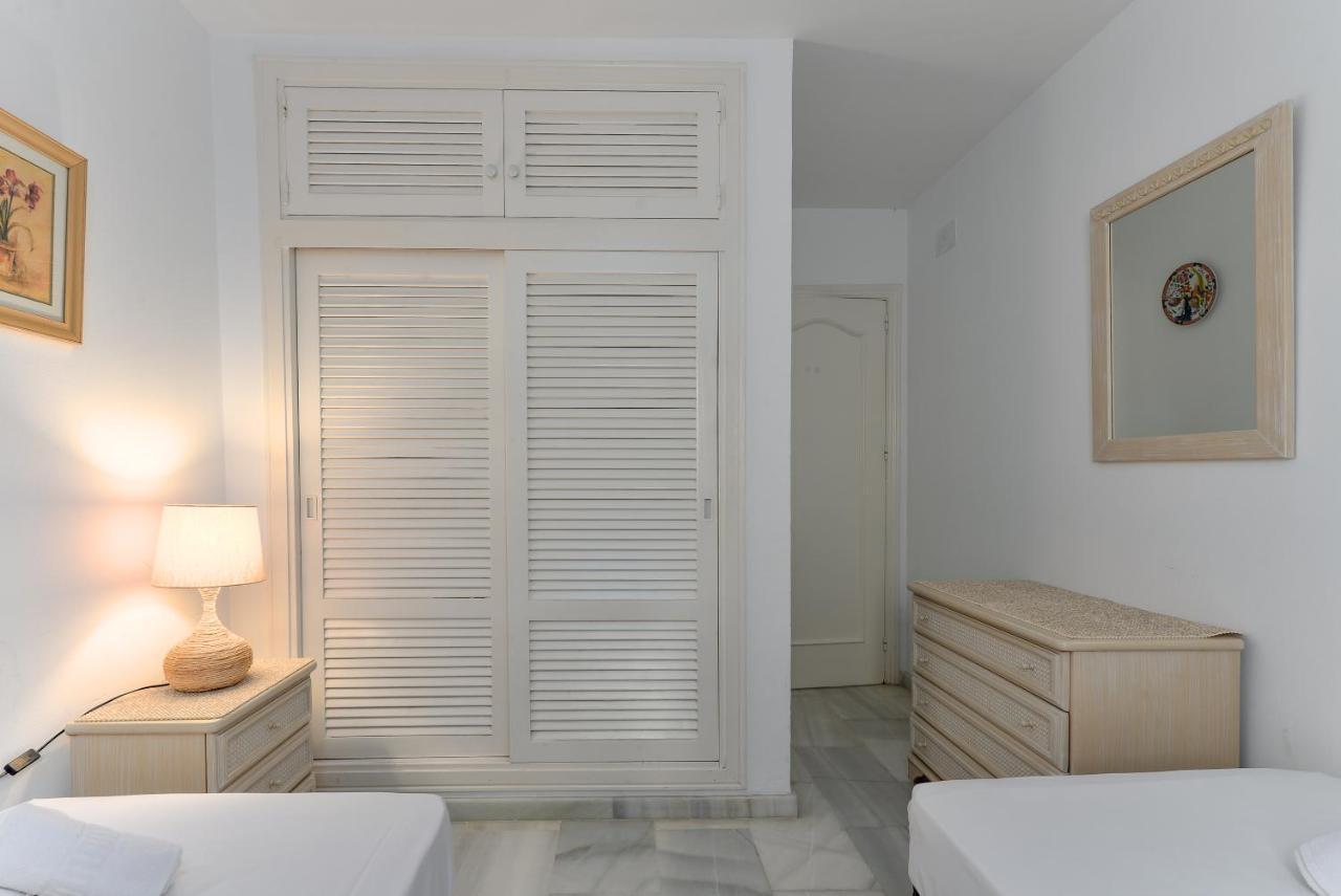 Playa Lucera Apartment Sitio de Calahonda Luaran gambar